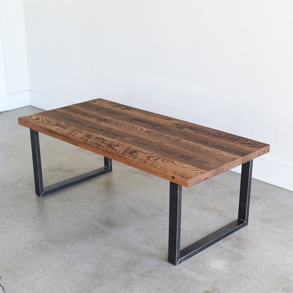 Elegant Reclaimed Wood Coffee Table with Metal Legs: A Perfect Combination of Rustic and Modern Design