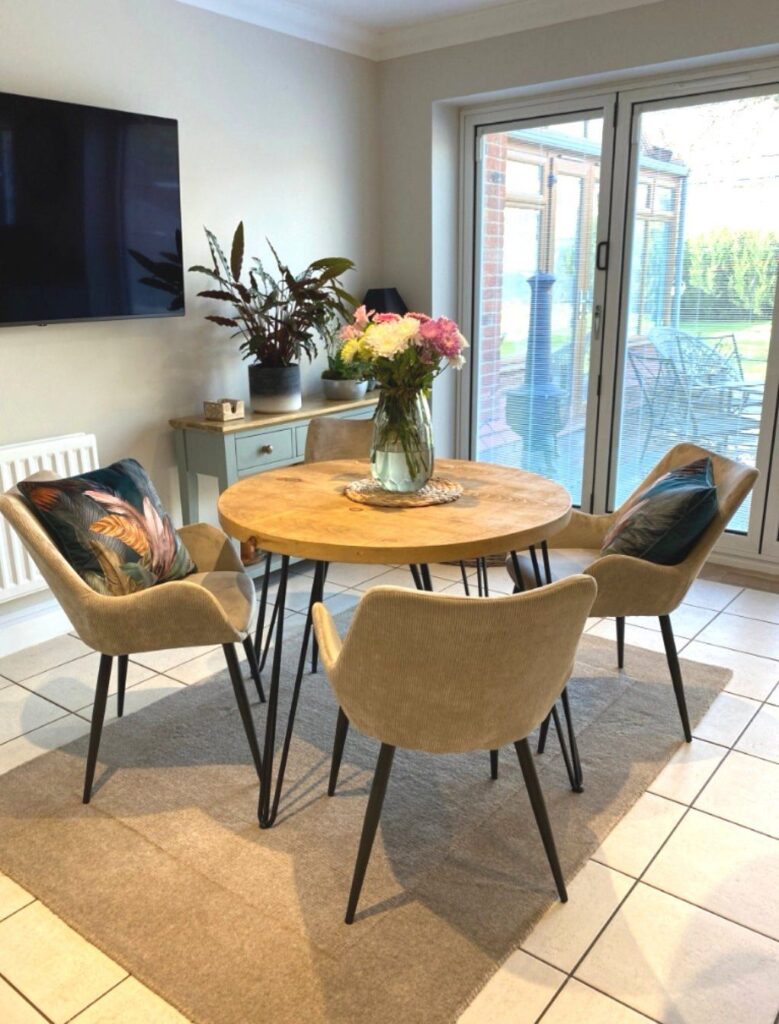 Rustic Kitchen Tables And Chairs