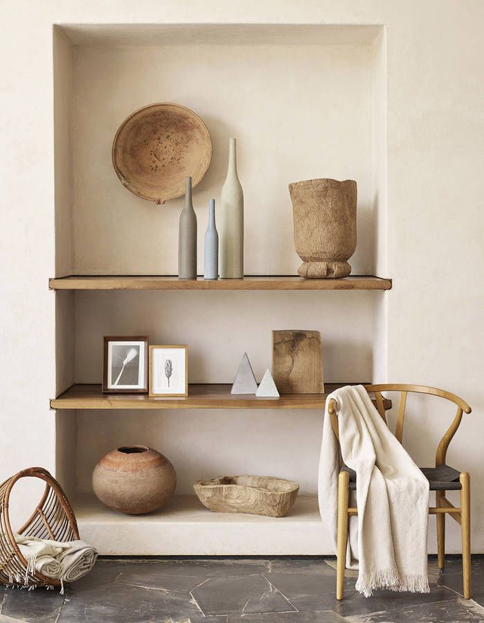 Elegant and Functional Wood Shelves: A Timeless Design Choice