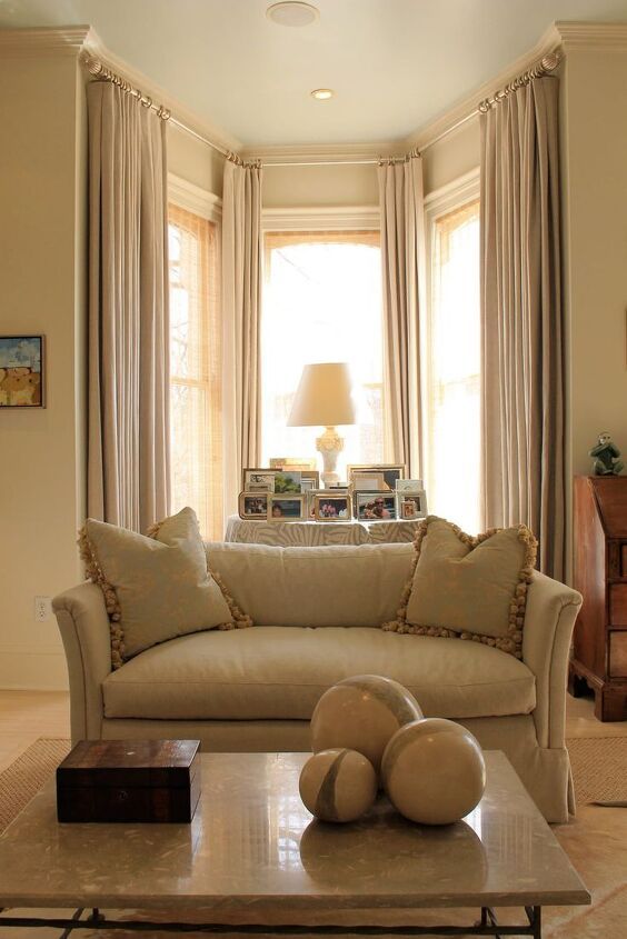 Elevate Your Living Room with Stylish Window Curtain Designs