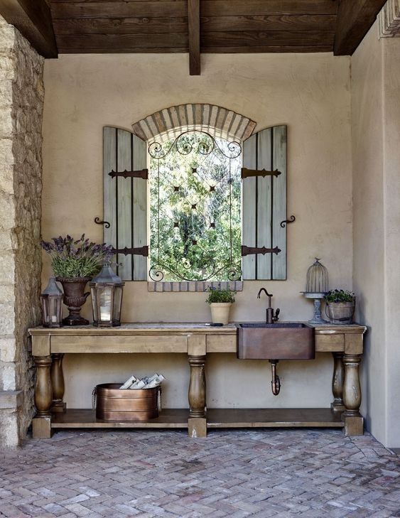 Embracing the Charm of Rustic Country Home Decor