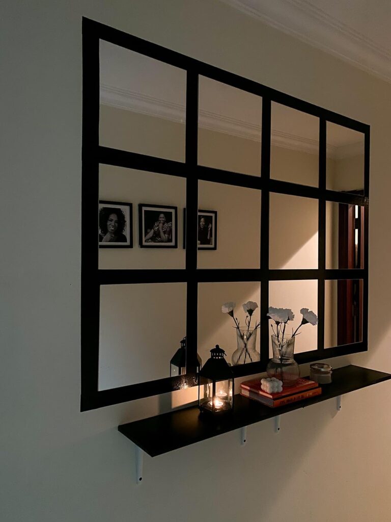 Living Room Wall Decor With Mirrors