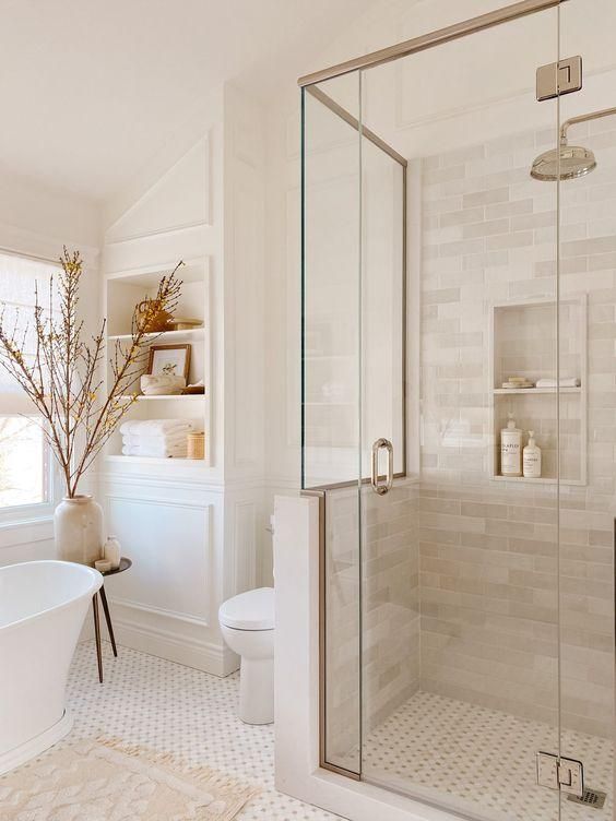 Exquisite Modern Master Bathrooms: A Symphony of Style and Luxury