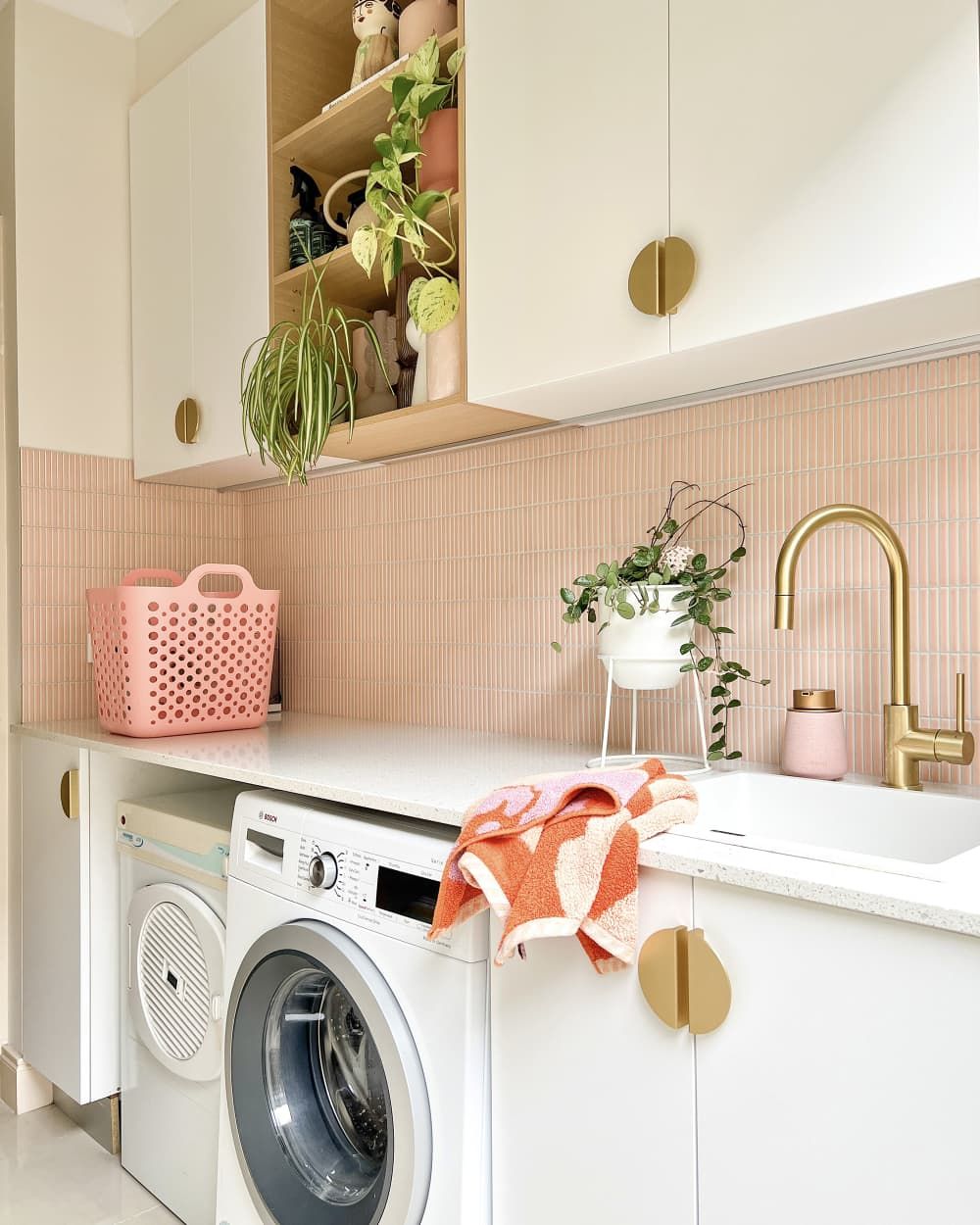 Functional and Stylish Sink Cabinets for Laundry Rooms