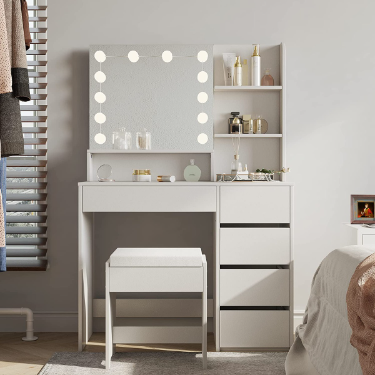 Glamorous Vanity Desk: The Ultimate Beauty Setup with Mirror and Lights