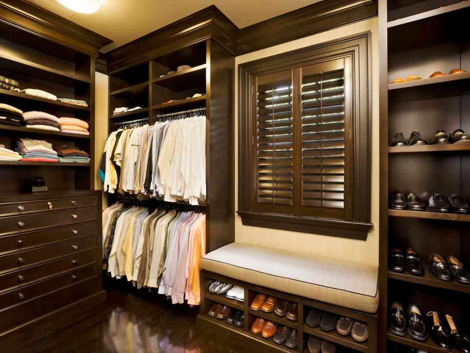 Maximizing Space: The Ultimate Walk In Closet Shoe Organizer