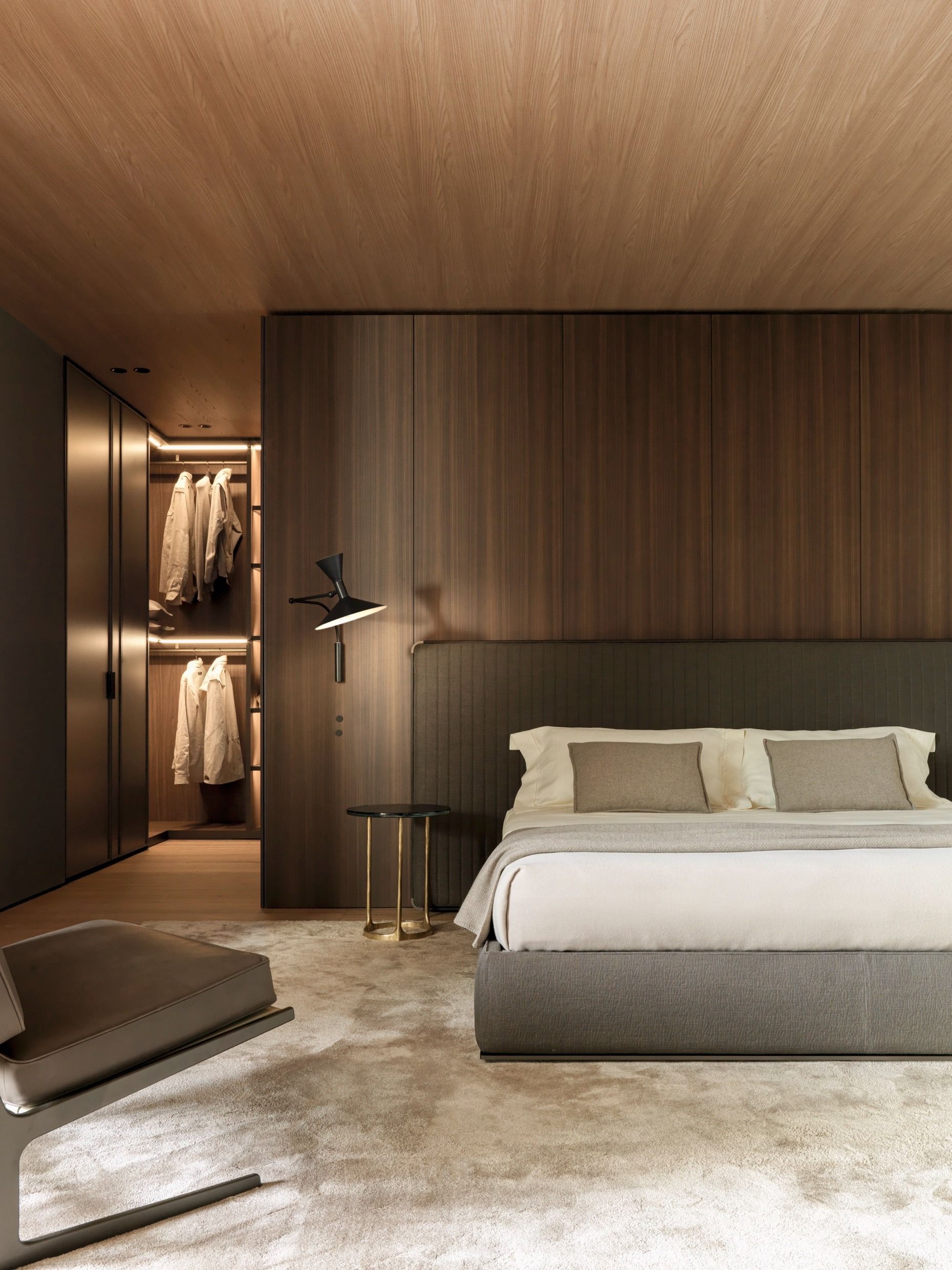 Sleek and Stylish Italian Bedroom Furniture for Modern Homes