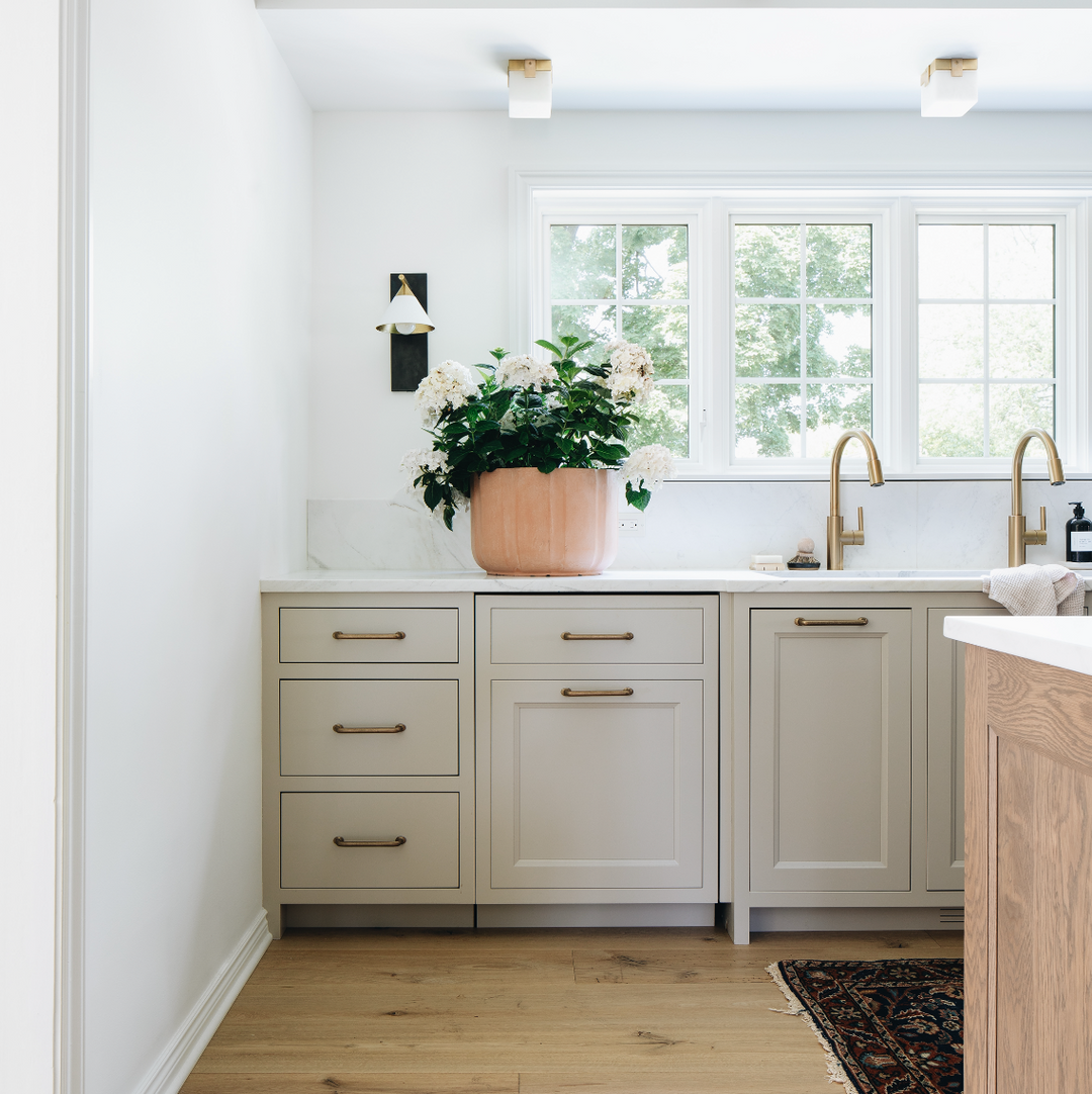 Sleek and Stylish Kitchen Cabinets with a Modern Wood Grain Finish