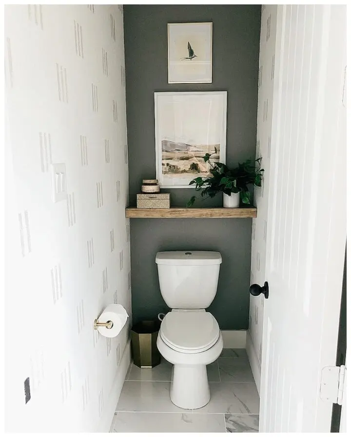 Stylish and Practical Tips for Decorating Small Bathrooms