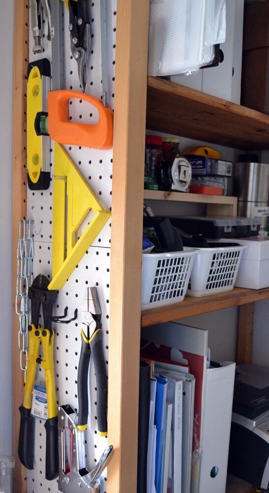 Tailored Garage Storage Solutions: Streamlining Your Space with Style