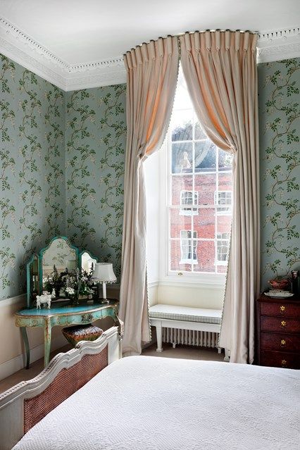 Tailored Window Curtains: Personalized Elegance for Your Home