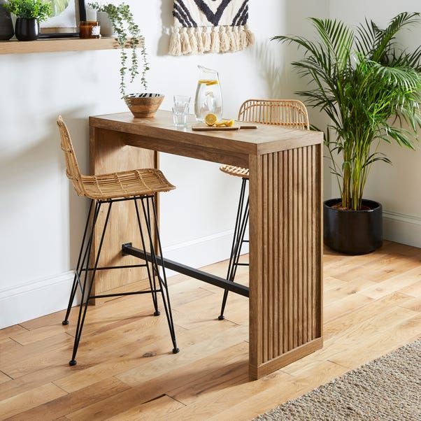 Breakfast Bar Table And Stools