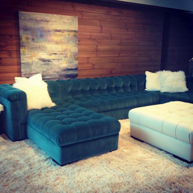 The Alluring Appeal of a Teal Leather Sectional Sofa