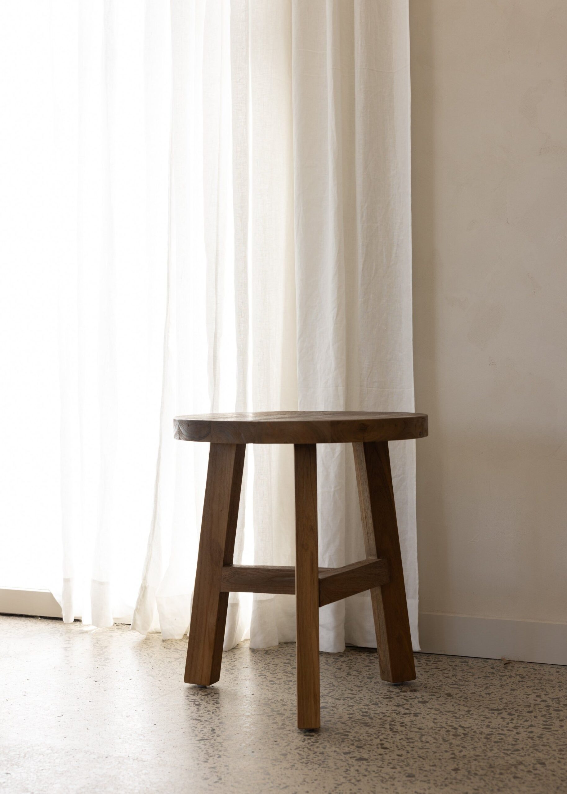 The Appeal of Small Corner Accent Tables for Your Home