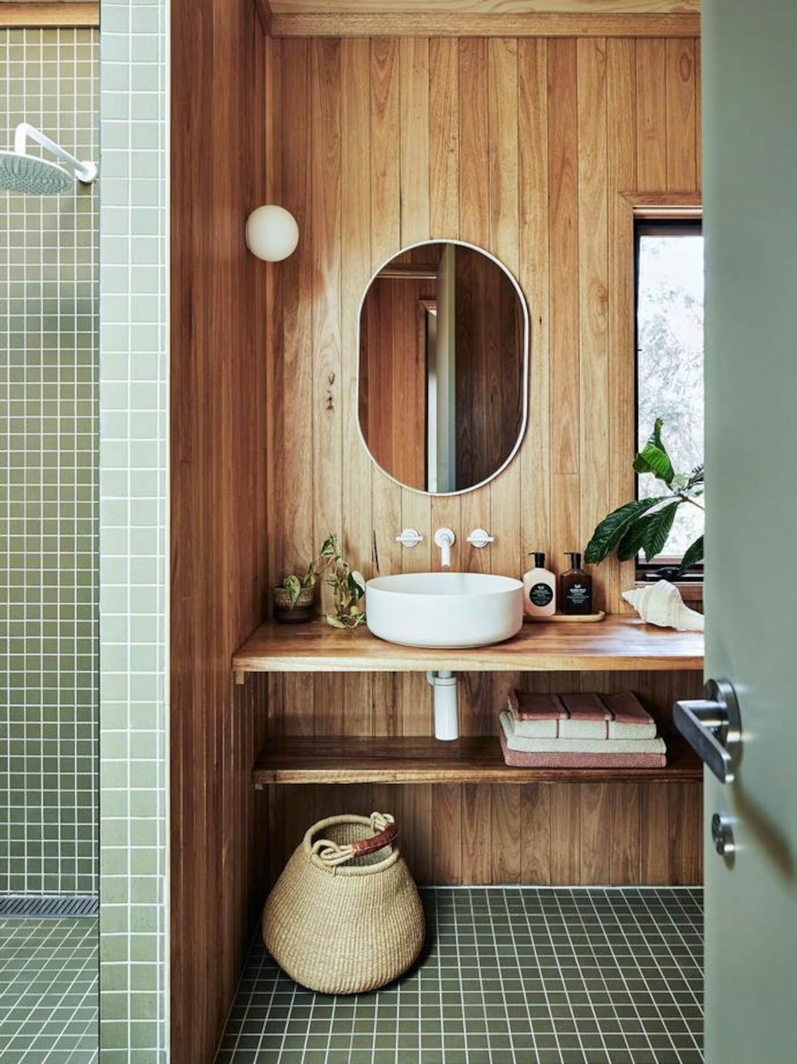 The Beauty of Bathroom Vanity Units: Creating a Stylish and Functional Space