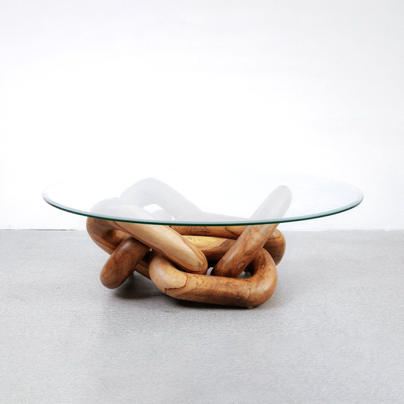 The Beauty of Contemporary Glass and Wood Coffee Tables