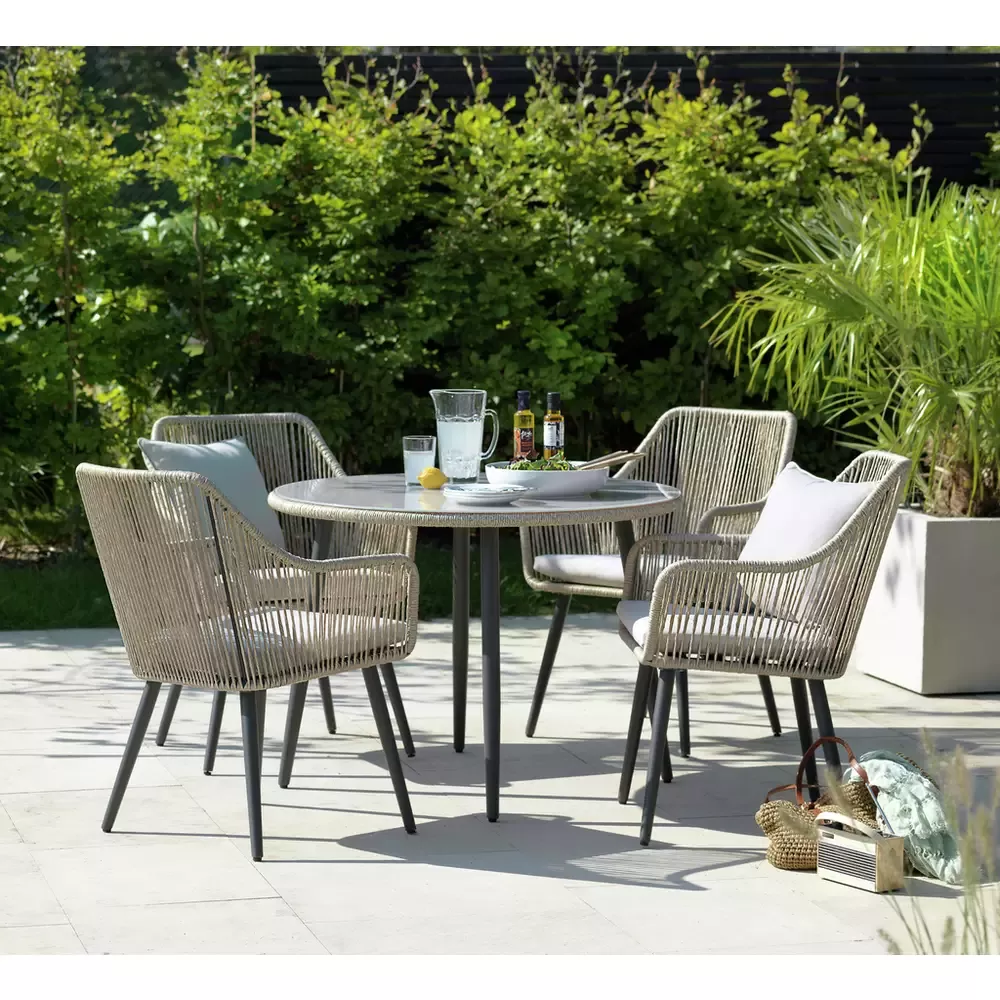 The Beauty of Rattan Garden Furniture Table Sets