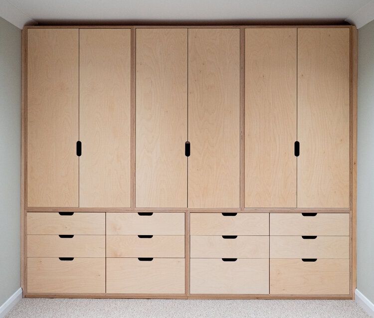 The Convenience of Storage Closets with Doors