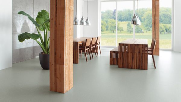 The Resurgence of Linoleum Sheet Flooring: A Modern Approach to Practical Design