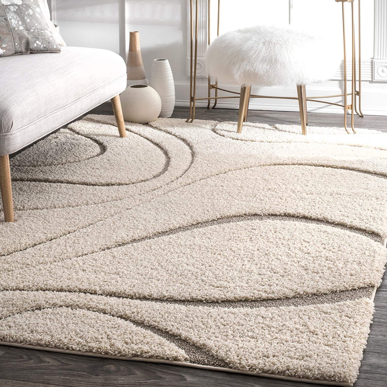 Top Picks for Stylish Area Rugs to Elevate Your Living Room Décor